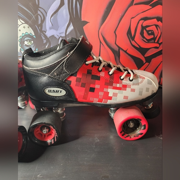 Riedell Dart Pixel Roller Skate Size 8 Indoor Performance Skates Unisex - Picture 5 of 7